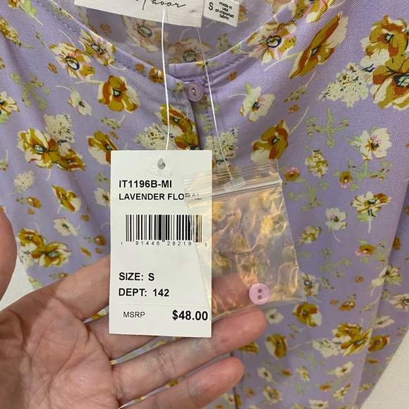 All in Favor (Nordstrom) Ladies Lavender Floral Print Casual Short Sleeve Top-S - Picture 5 of 10